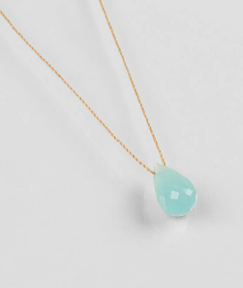 collier_goutte_aqua_calcd_1.webp Collier Goutte Aqua Calcédoine^Une A Une Online
